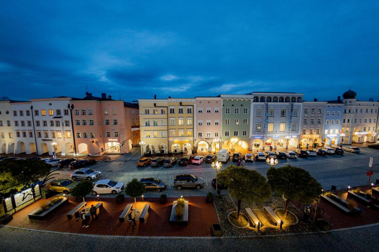 Highlight Am Stadtplatz Muehldorf - C4S Come4Stay - 2 Zimmer Wohnung I Bis Zu 5 Gaeste Экстерьер фото