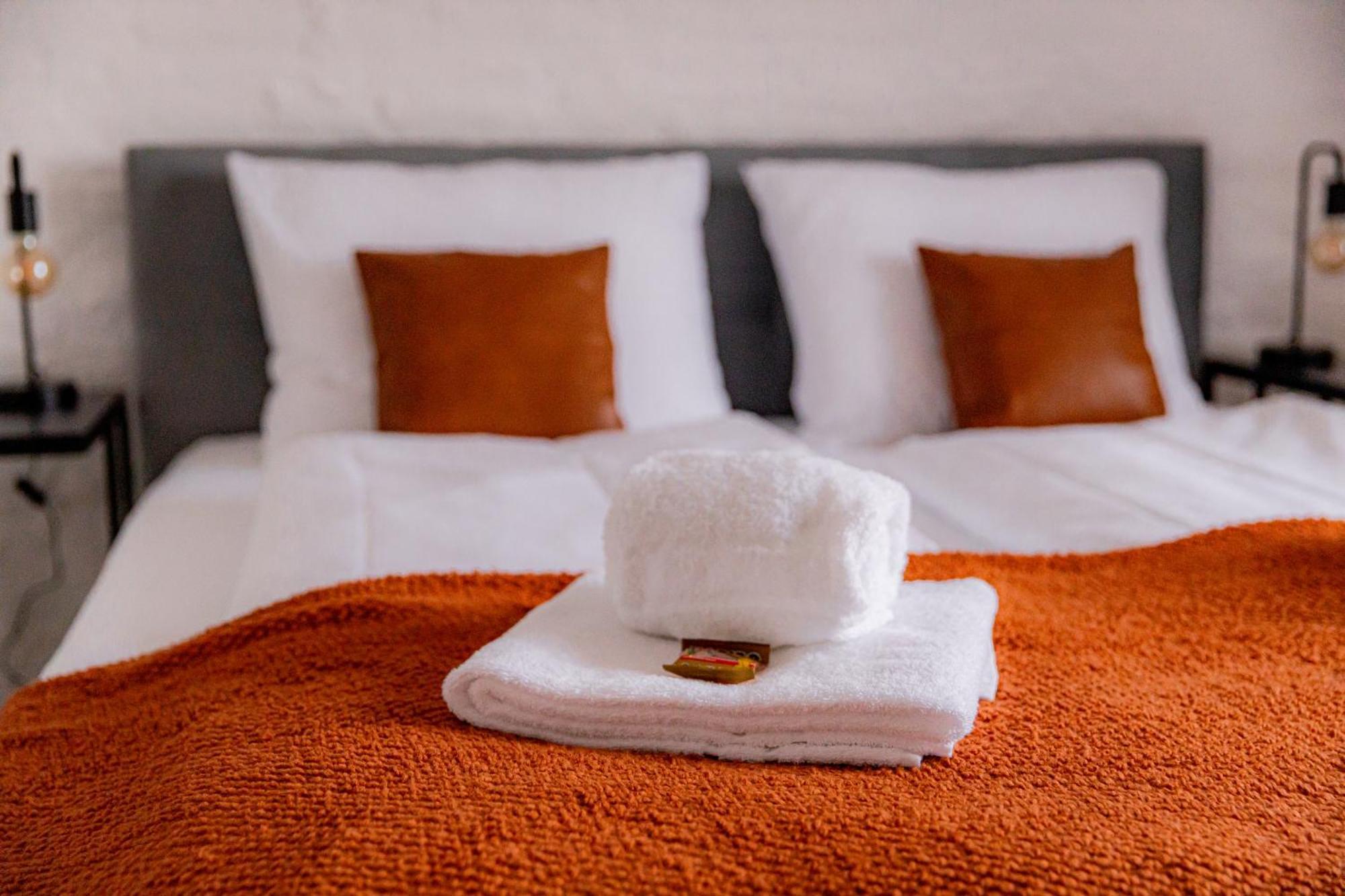 Highlight Am Stadtplatz Muehldorf - C4S Come4Stay - 2 Zimmer Wohnung I Bis Zu 5 Gaeste Экстерьер фото